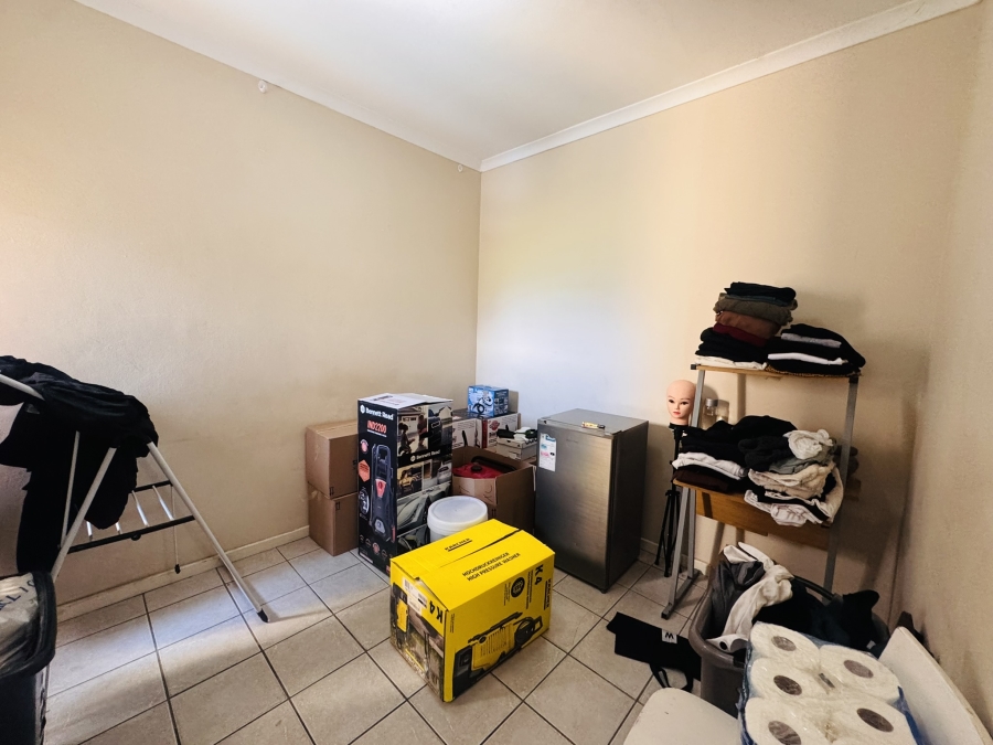 To Let 2 Bedroom Property for Rent in Rome Western Cape
